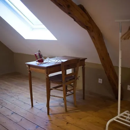 Apartment La Musette, Charme Et Histoire Du Nord, Parking Guesnain